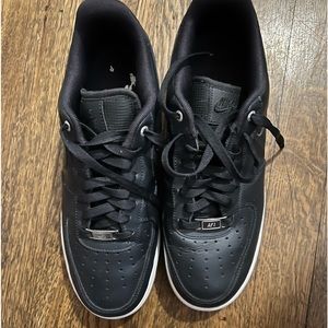 Nike Air Force 1 size 9.5